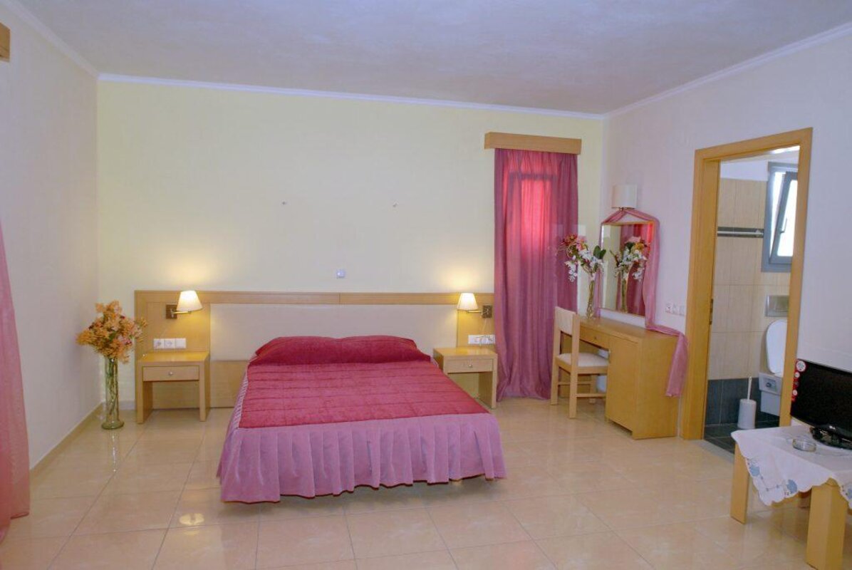 Grčija - lezbos - petra