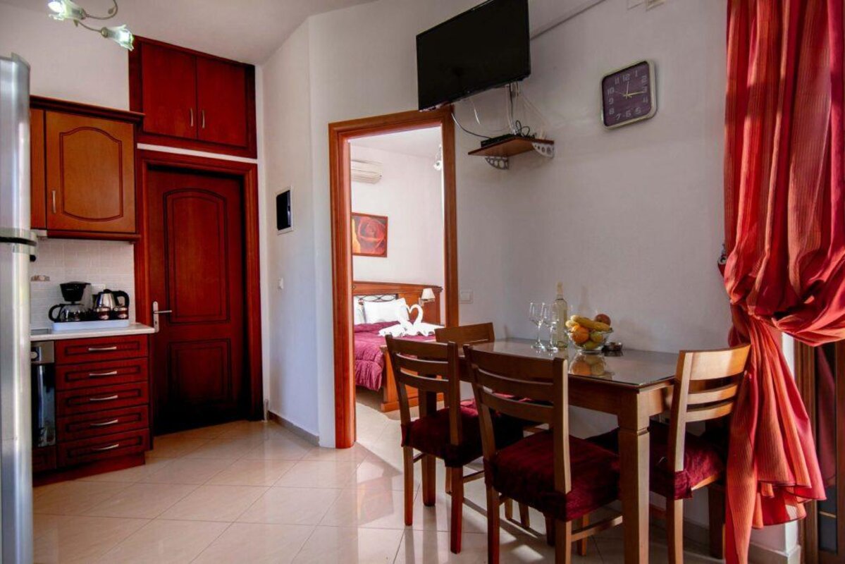 Grčija - lezbos - skala kallonis