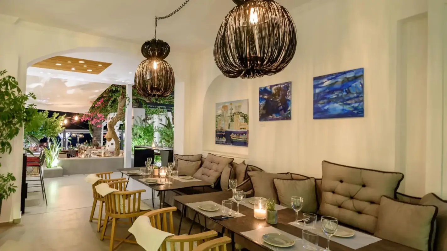 Grčija - Santorini & Kikladi - Kamari