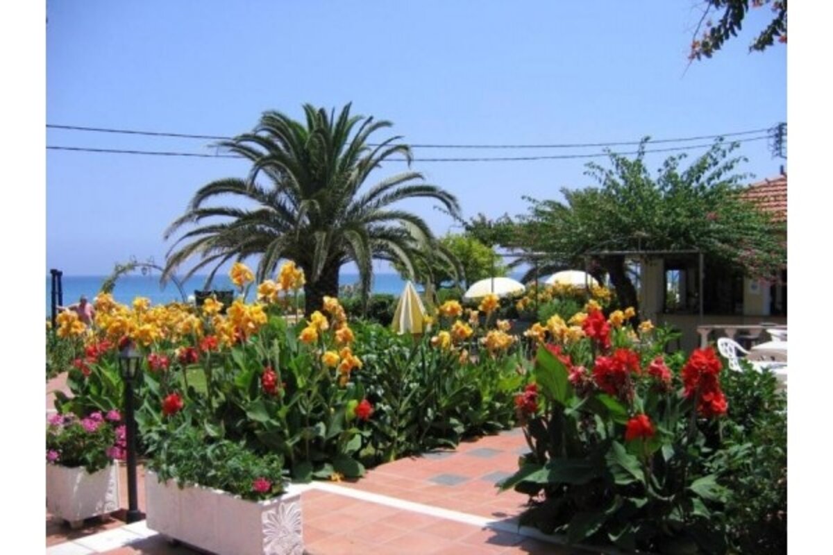 Grčija - otok kefalonija - skala