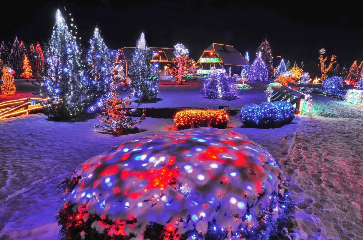 Predpraznična Banja Luka in božična zgodba v Čazmi