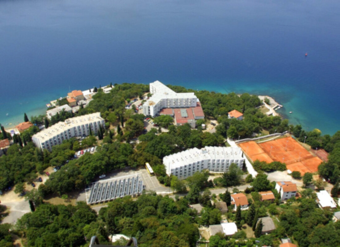 Otok Krk: Omišalj - Kvarner