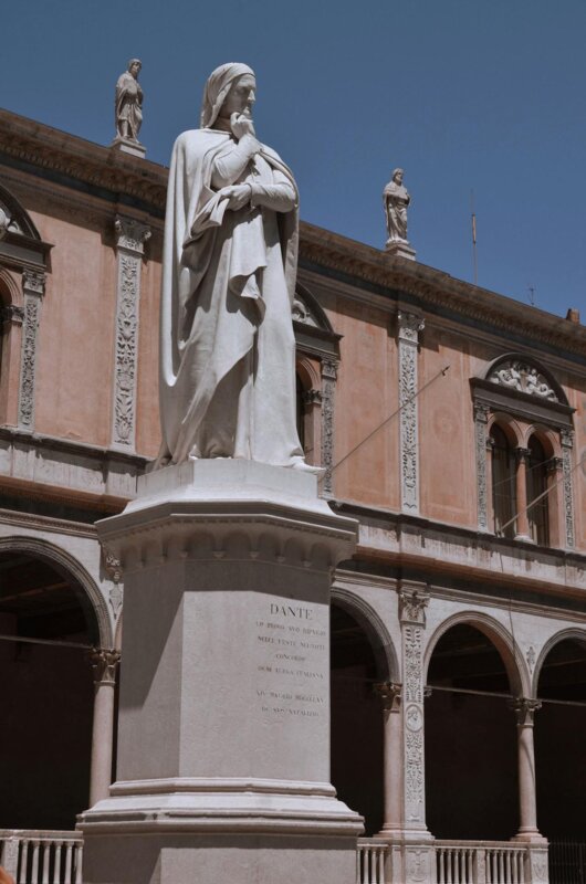 Predpraznična Verona