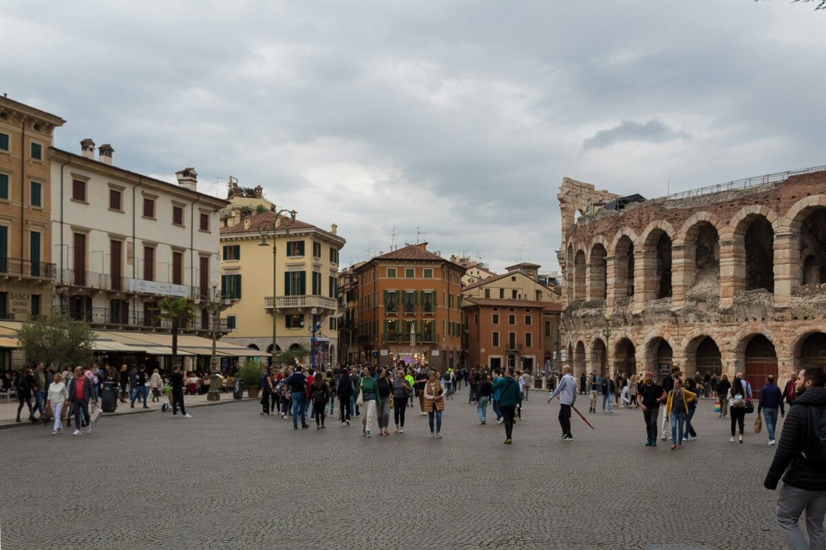 Predpraznična Verona