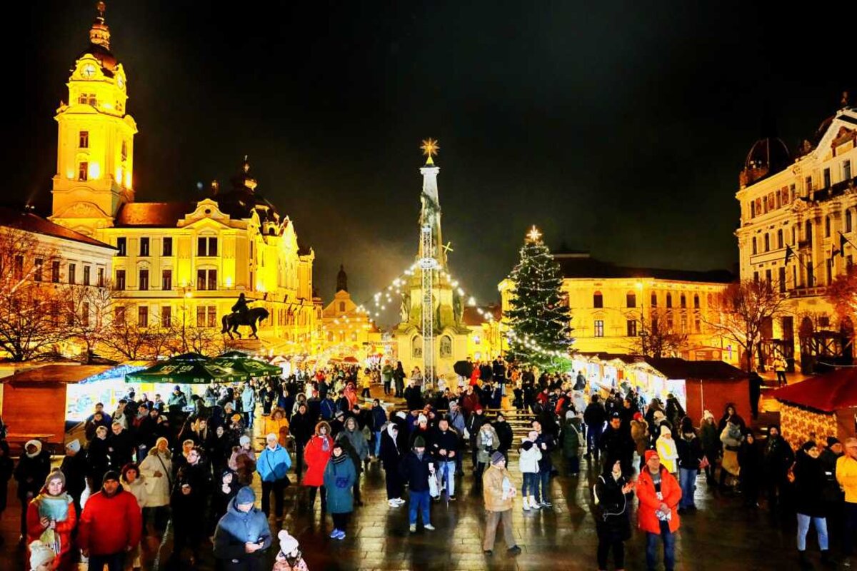 Pécs v predpraznični podobi in Kaposvár