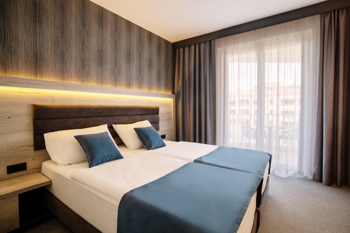 IZOLA: HN Simonov zaliv - Slovenija