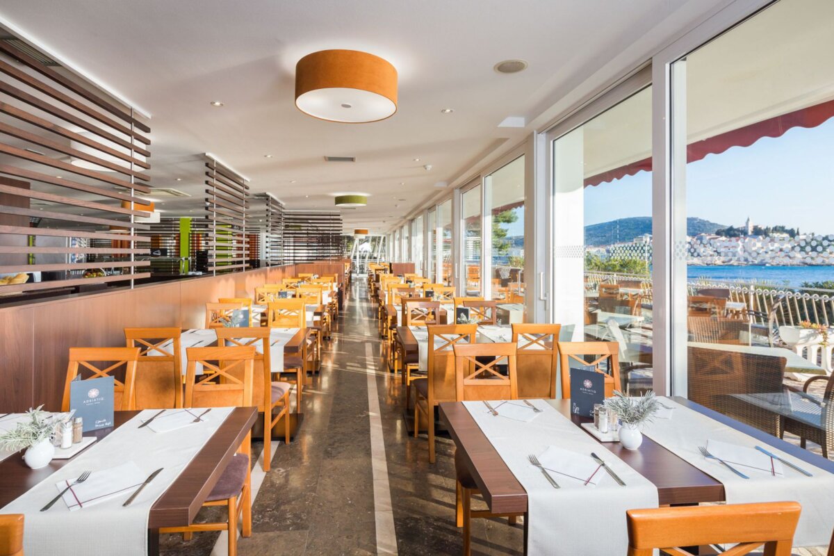 Zaključek poletja s Poskočnimi Muzikanti in klapo Mirakul