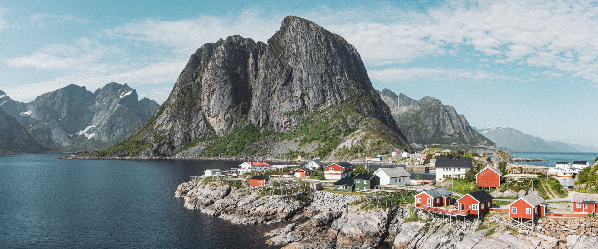 SKANDINAVIJA Z NORDKAPOM IN LOFOTI (letalo-bus)