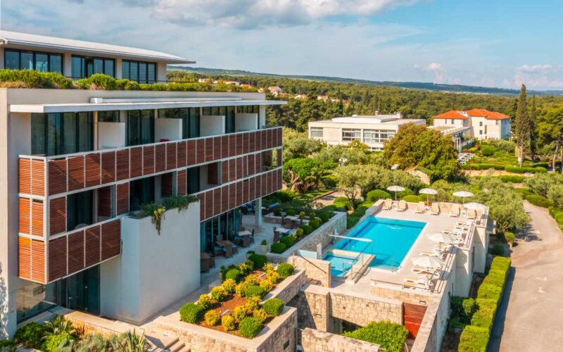 OTOK BRAČ - Dalmacija - Hrvaška