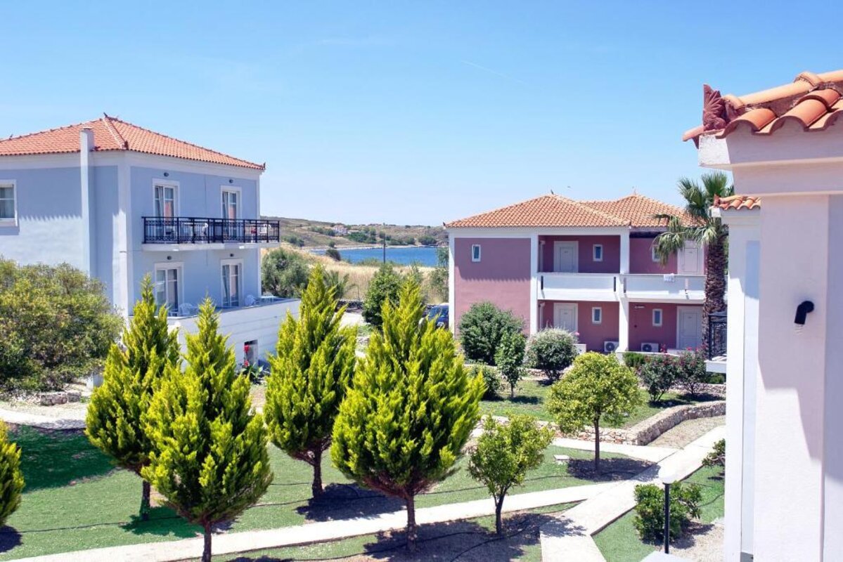 Grčija - lezbos -  eftalou