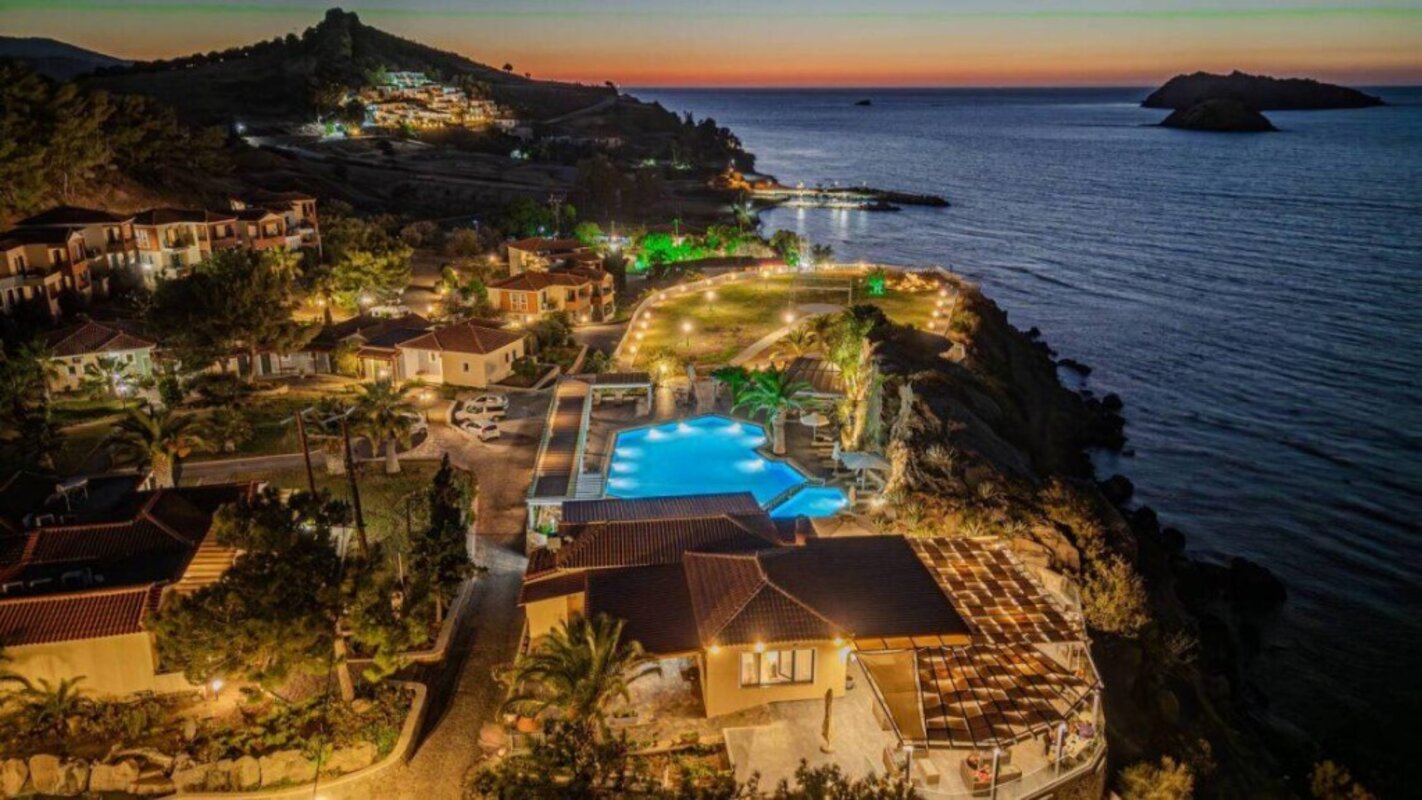 Grčija - lezbos - petra 